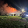 Elektrofahrzeug in Garage in Vollbrand